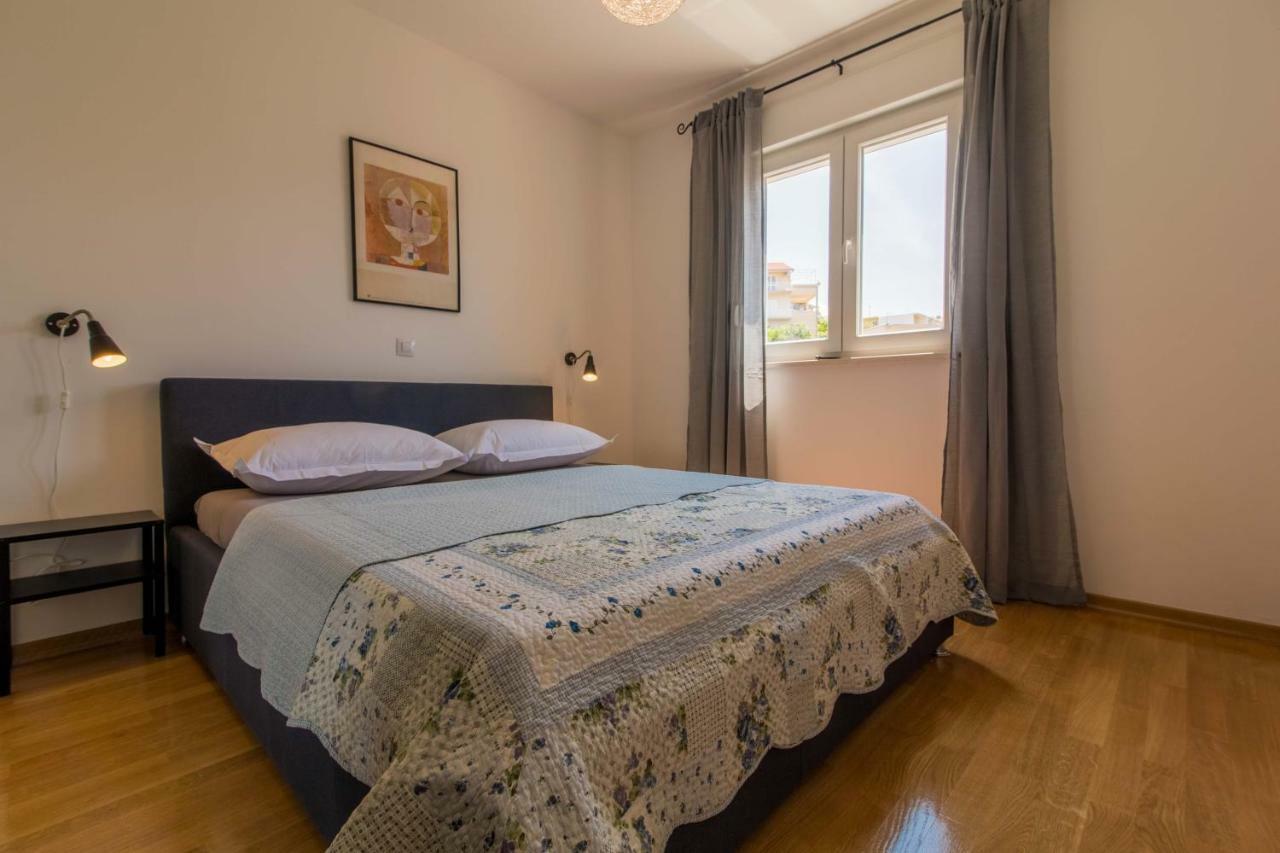 Apartman s bazenom u centru Apartment Makarska Exterior foto